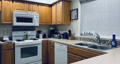 Centrally located, chic, & simple near downtown