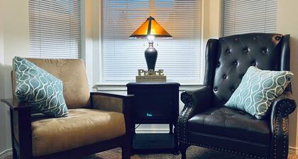 Centrally located, chic, & simple near downtown