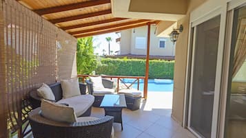 Family Villa | Terrace/patio