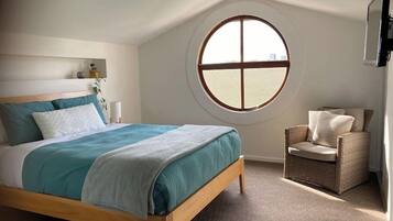 2 slaapkamers, een strijkplank/strijkijzer, wifi, beddengoed
