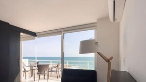 1 室のベッドルーム、デスク、アイロン / アイロン台、WiFi