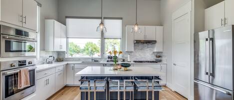 Fridge, microwave, oven, dishwasher
