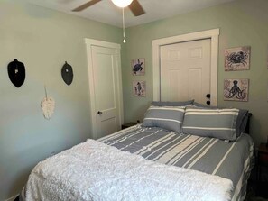 2 chambres, bureau, fer et planche à repasser, Wi-Fi gratuit