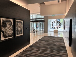Interior - Opulent Level 25 Condo with Breathtaking Views (Southbank)