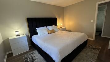 3 soverom, strykejern/-brett, wi-fi (inkludert) og sengetøy