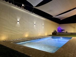 Piscine extérieure, piscine chauffée