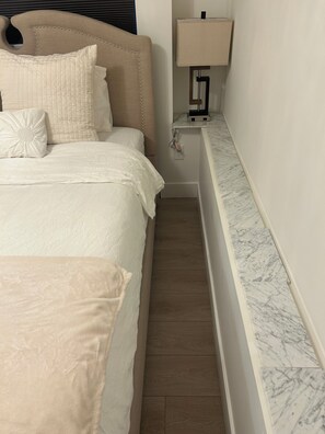 2 chambres, bureau, fer et planche à repasser, Wi-Fi gratuit