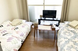 Basic Room, 2 Single Beds, Non Smoking, Balcony