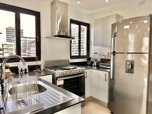 Fridge, microwave, oven, stovetop