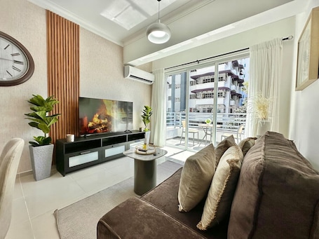 TV. 201 Kaoma XVI · Beautiful Condo in Bella Vista, Full AC, Near All