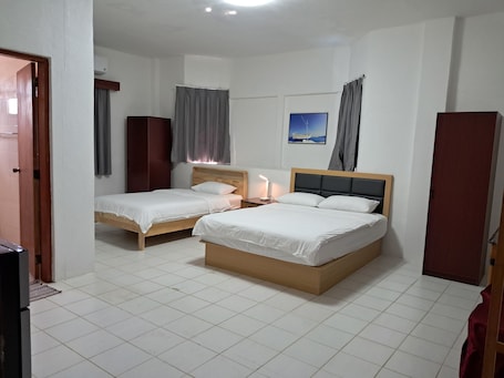 Desk, free WiFi, bed sheets