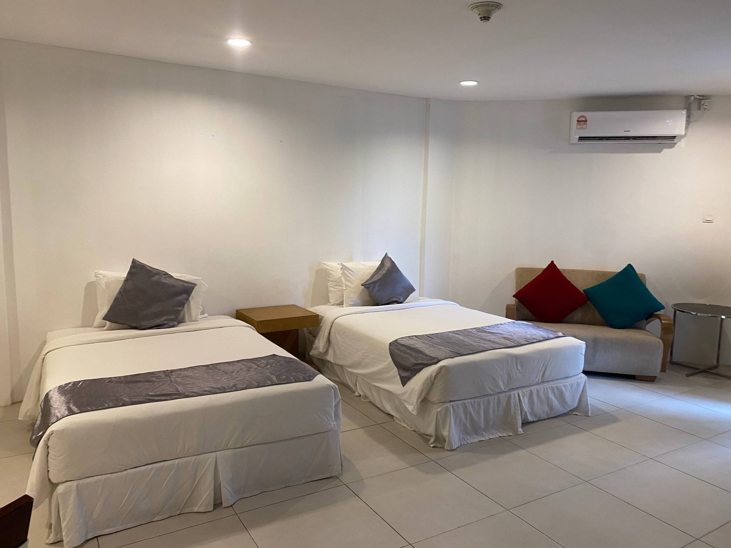 Deluxe Double Room, 1 Single Bed, Non Smoking, Sea View