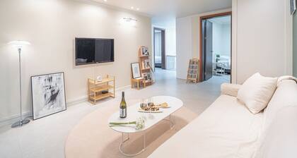 3 minutes from Hapjeong Station, 3-room independent family villa(osondoson stay)