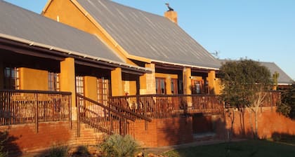 VALLEY BUSHVELD COUNTRY LODGE