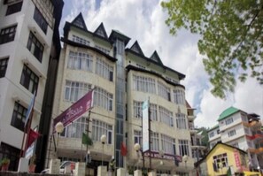 Front of property - Goroomgo Kalinga Inter Continental Manali (Manali)