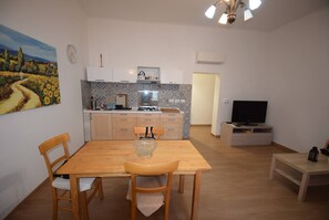 Apartment, 1 Bedroom | Interior