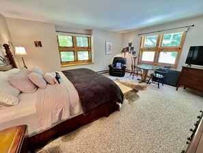 Desk, iron/ironing board, free WiFi, bed sheets