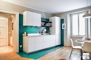 Fridge, microwave, stovetop, dishwasher - Casa Vecchia 2 by Design Studio (Bellano)