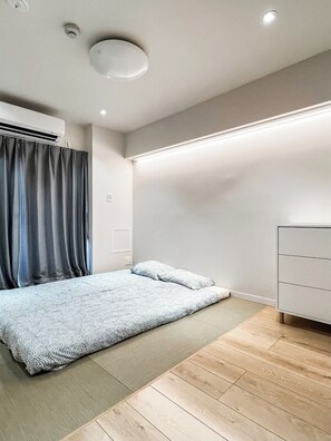 2 chambres, bureau, fer et planche à repasser, Wi-Fi gratuit