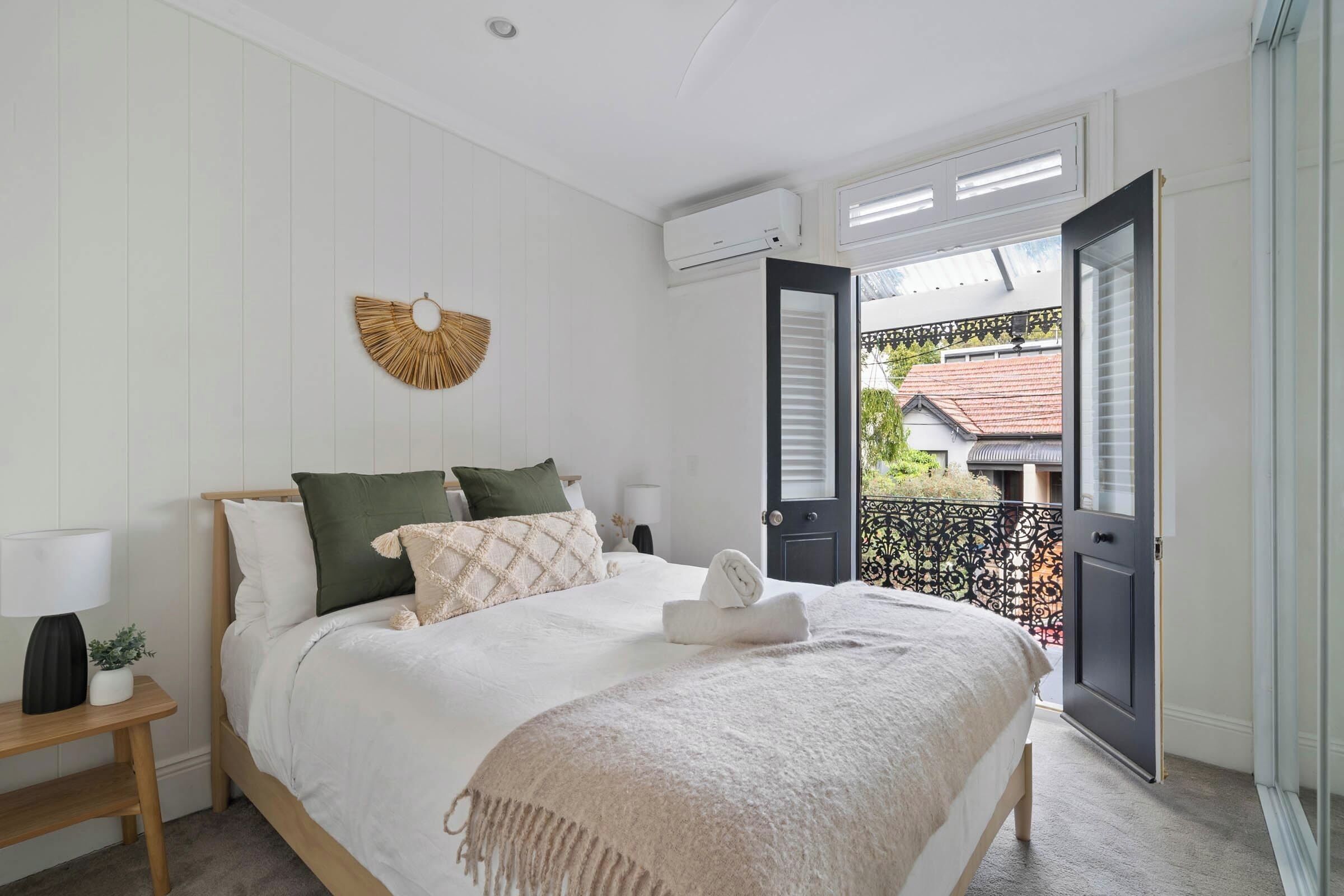 2 bedrooms, desk, iron/ironing board, travel cot