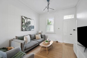 TV connectée, espaces bureaux