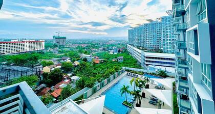 Mactan Newtown A by HiveRooms