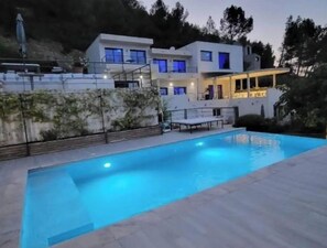 Piscina a l'aire lliure 