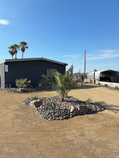 Lakeview, boat parking, enclosed yard, pets welcome, peaceful & safe culdesac