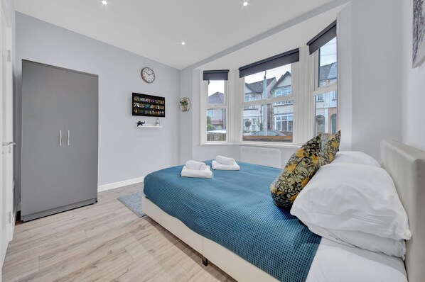 開放式客房 | 熨斗/熨衣板、免費無線上網、床單