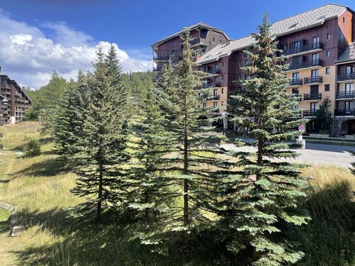 Location Risoul 1850 : Appartement 5 couchages, Proximité Commerces et Téléski, Balcon Sud