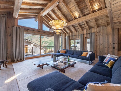 Luxury new chalet in Saint-Martin with pool