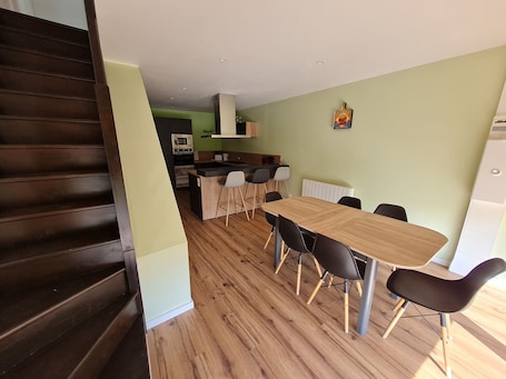 Dining. Renovated home near Nancy and Metz, pet-friendly