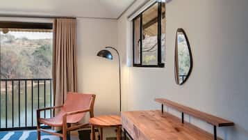 5 bedrooms, iron/ironing board, free WiFi