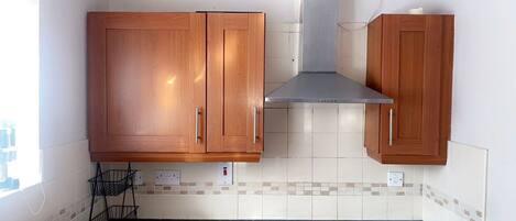 Apartment, 2 Queen Beds | Private kitchen | Fridge, microwave, oven, stovetop