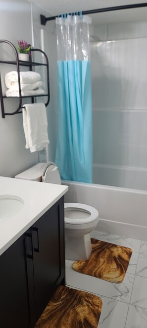 Towels, soap, toilet paper - Newly built 2 bedroom basement apartment in Livingston (Calgary)