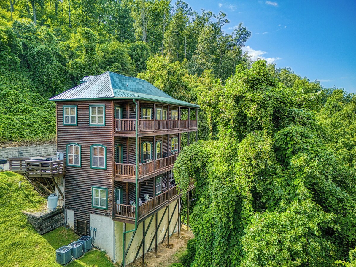 Photo 65 of Greystone, Hot Tub, Game Room, FREE Attraction tickets each paid day, Pool Table