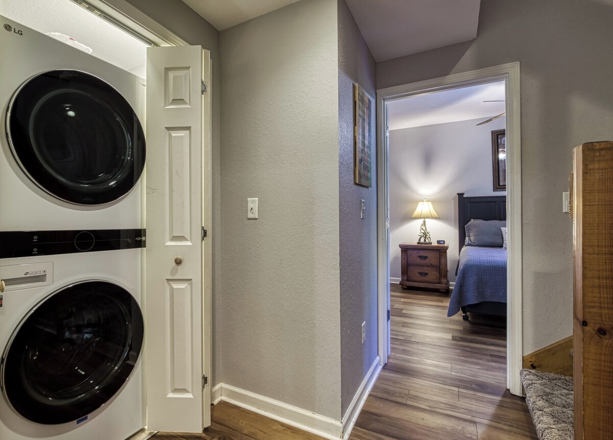 Photo 102 of Greystone, Hot Tub, Game Room, FREE Attraction tickets each paid day, Pool Table