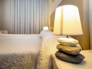 2 makuuhuonetta, silitysrauta/-lauta, ilmainen Wi-Fi, vuodevaatteet