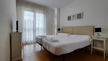 4 habitaciones, tabla de planchar con plancha y wifi gratis