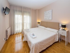 2 habitaciones, tabla de planchar con plancha y wifi gratis 