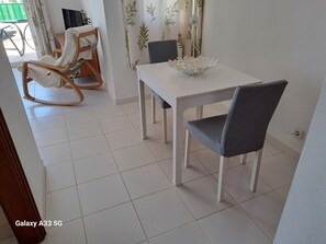 Dining - Charming apartment with sea views in Las Coronas (Costa Teguise)
