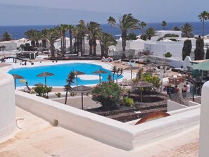 Pool - Charming apartment with sea views in Las Coronas (Costa Teguise)