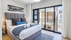 Two Bed Pool View Standard 213 | Premium bedding, individually decorated, individually furnished - Esplanade Hermanus (Hermanus)