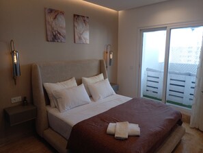 2 bedrooms, desk, iron/ironing board, travel cot - nice and cozy apartment in Tanger Morroco (Tanger)