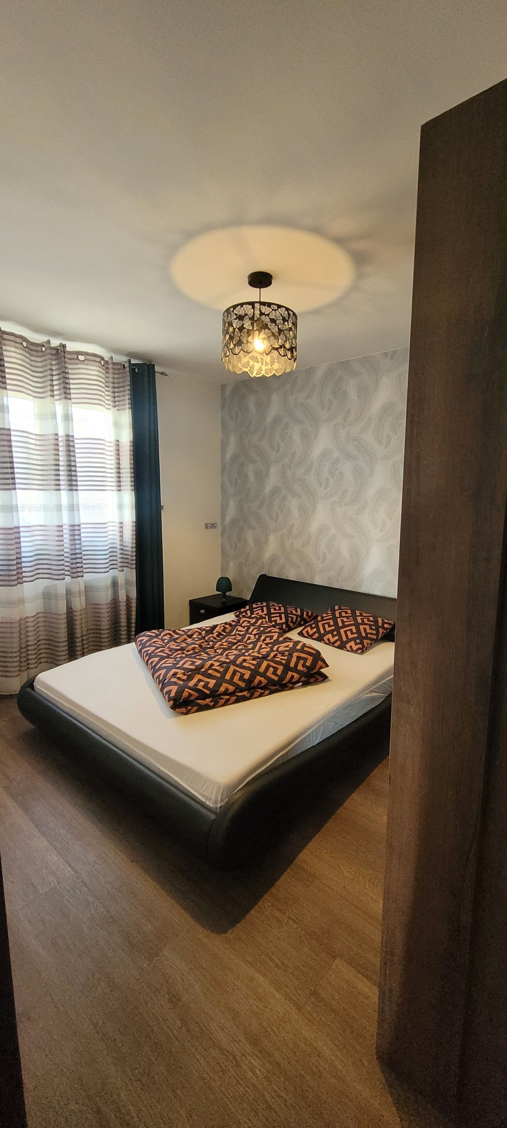 2 bedrooms, iron/ironing board, travel crib, free WiFi