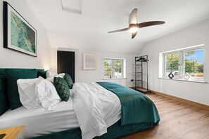 4 makuuhuonetta, silitysrauta/-lauta, ilmainen Wi-Fi, vuodevaatteet