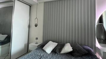 1 Schlafzimmer, Bügeleisen/Bügelbrett, WLAN, Bettwäsche