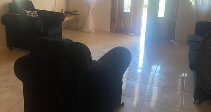 3-bed House in Montego Bay 10 min From Airport