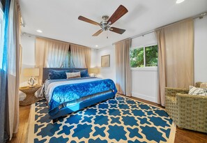 3 slaapkamers, een strijkplank/strijkijzer, reisbedje, wifi