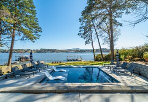 A heated pool - Modern Lakefront Escape | Private Dock | Hot Tub (Hot Springs)